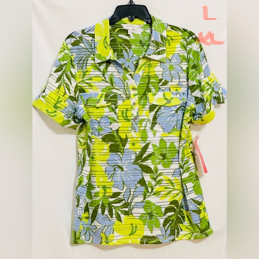 LADIES WHITE TOP WITH GREEN, YELLOW & BLUE FLOWERS